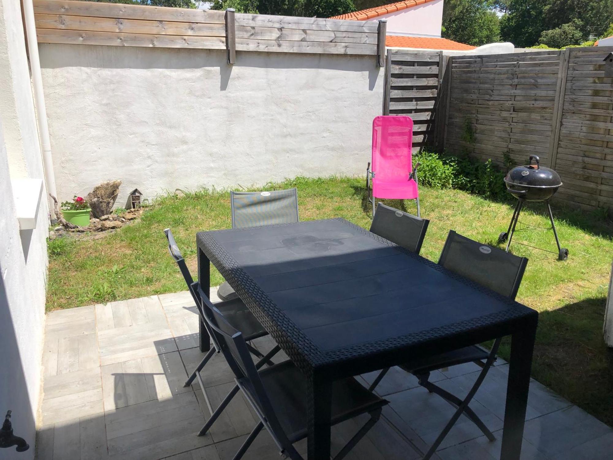 Villa Maison au Calme Climatisée avec spa de mai à fin octobre à Royan Extérieur photo